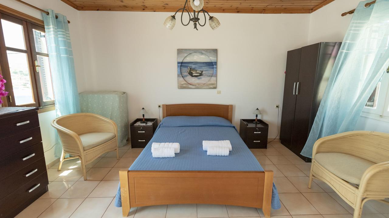 Filoxenia Apartments Chalki Town Extérieur photo